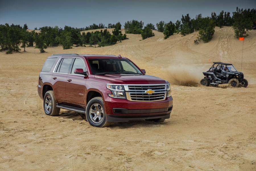  Chevrolet Tahoe LS Custom 2017 года  (фото 8 из 13)